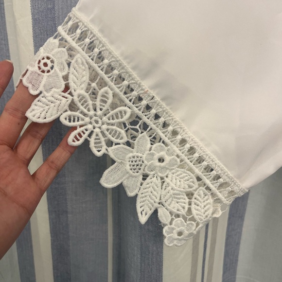 White Silk Robe - Picture 2 of 4